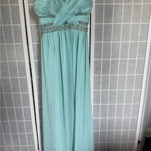 Hailey Logan Formal long dress, Light Green, Size 9-10.